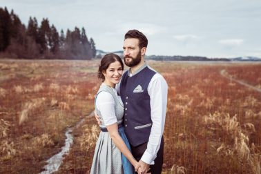 Afterwedding Brautpaar Shooting in Tracht in Füssen